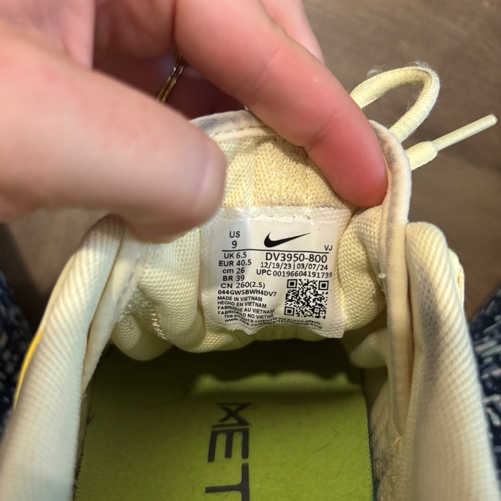 Nike Free Metcon 5 Citron Tint Volt Women's Workout Shoes - Picture 7 of 7